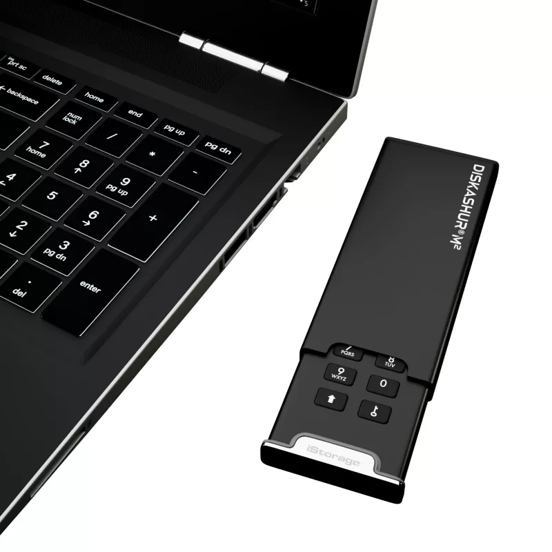 iStorage diskAshur M² SSD 500GB | Unidade de estado sólido portátil segura | Conforme com FIPS 140-3 Level 3 | Common Criteria EAL 5+ | Independente do SO e da plataforma | Conforme com GDPR, TAA | Proteção contra ataques de força bruta | Resistente a poeira/água