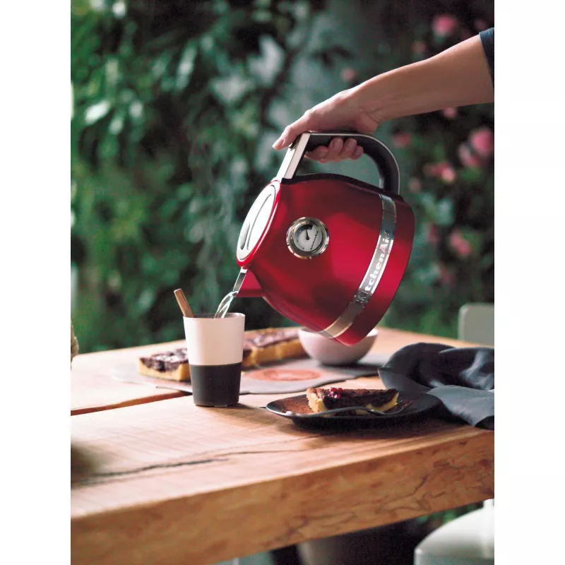 Chaleira elétrica KitchenAid 5KEK1522ECA 1,5 l 2400 W vermelha