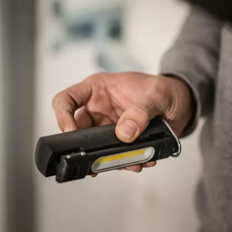 Ledlenser W7R Work, preto, LED