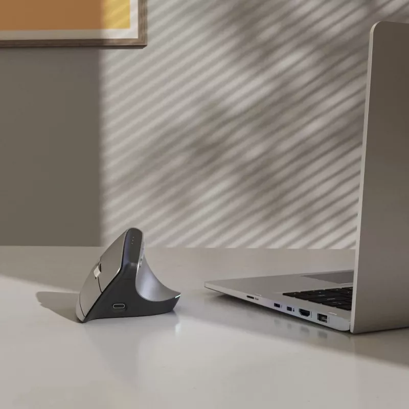 Hama EWM-700R rato escritório destro RF Wireless + Bluetooth ótico 2400 DPI