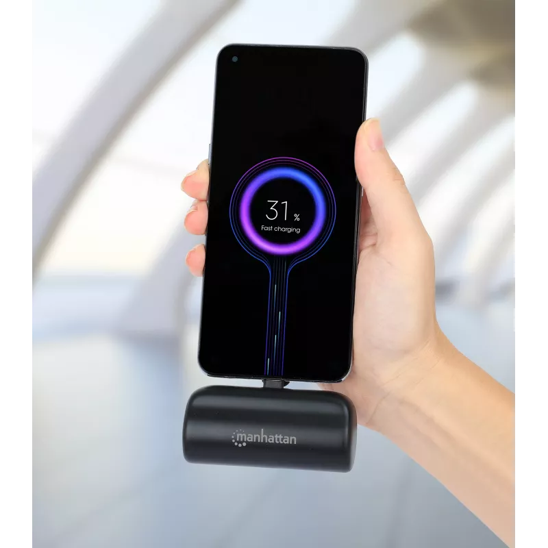 Powerbank Manhattan com ficha USB-C integrada, 5000 mAh, até 20 W de potência de saída, kickstand para utilização como suporte de carregamento de telemóvel, preto, um ano de garantia