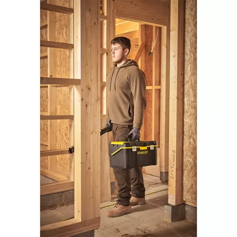 Mala rígida Stanley STST83397-1 plástico 22 kg preto amarelo