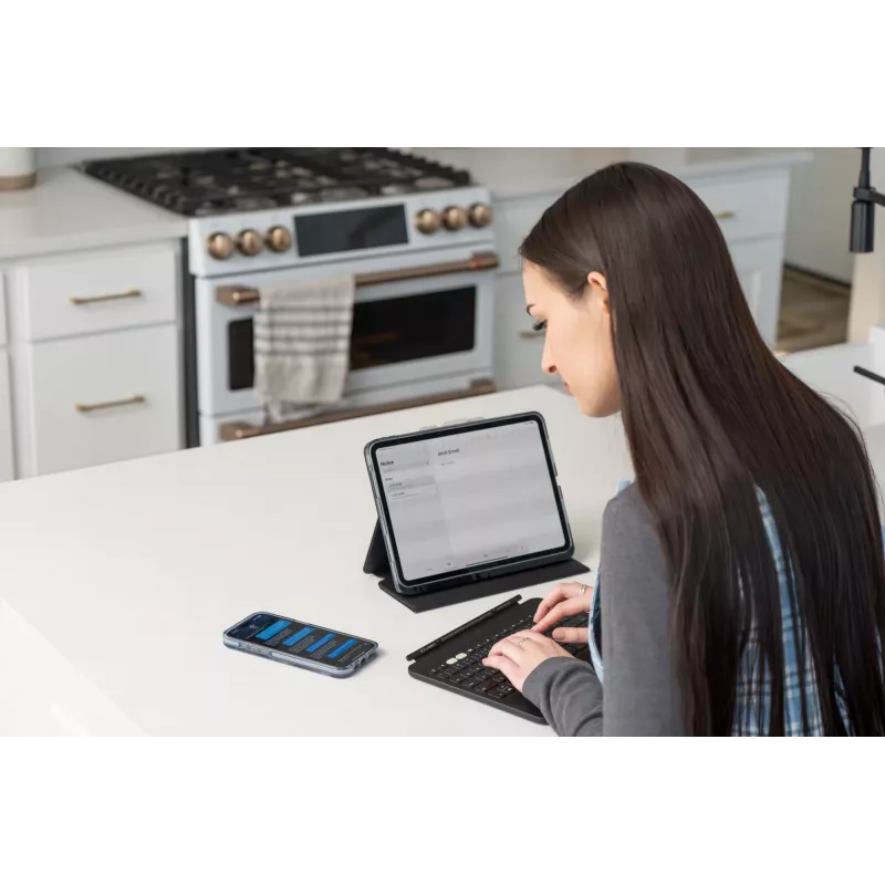 ZAGG Pro Keys 2 QWERTY UK Inglês Bluetooth Preto