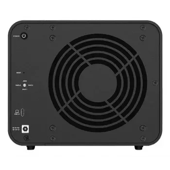 TerraMaster D8 HYBRID Conjunto de discos Desktop Preto 4-Bay HDD SSD