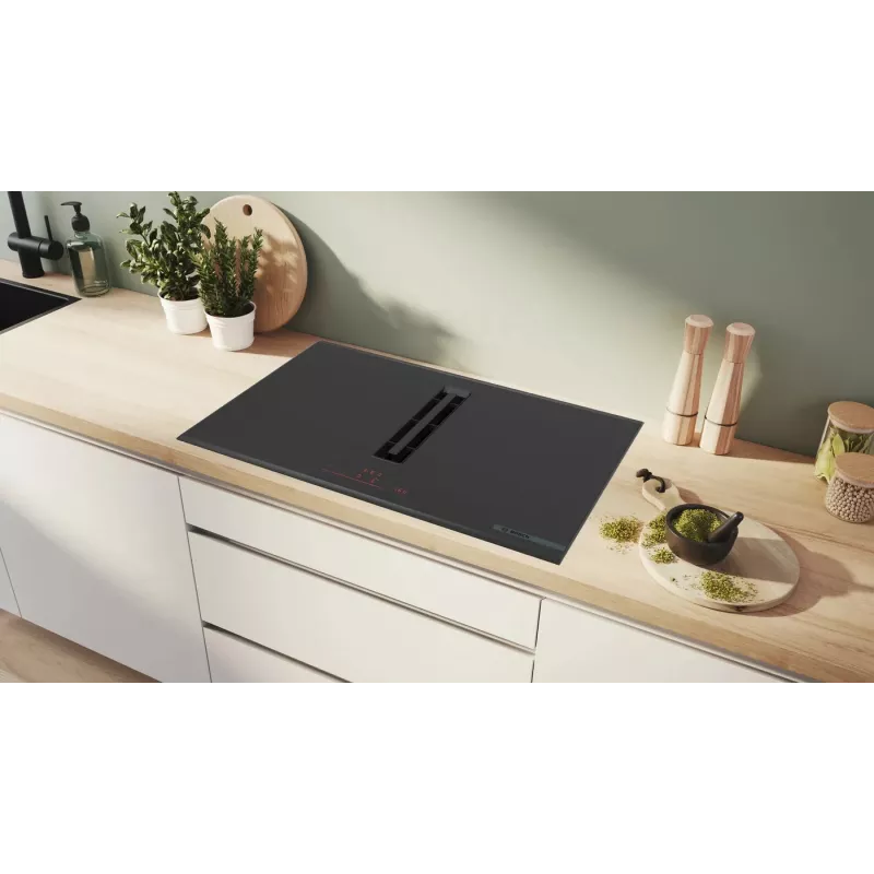 Placa de cozinha Bosch Serie 6 PVQ895H26E preta integrada 80 cm placa de indução por zonas 4 zonas exaustor integrado