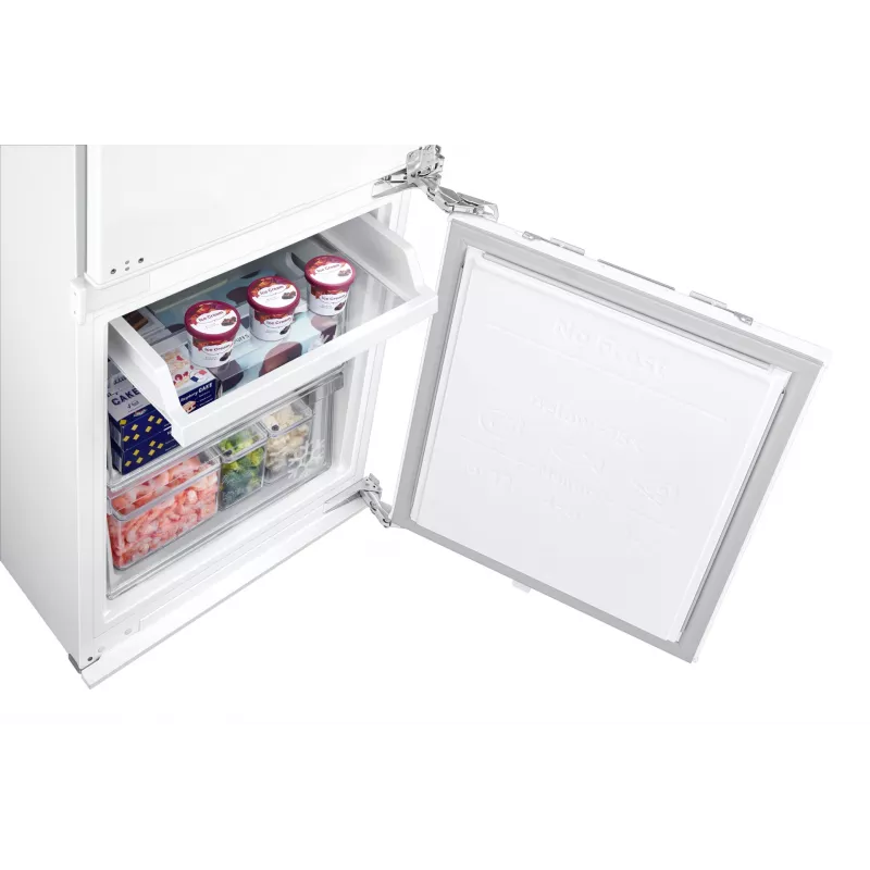 Combinado de frigorífico e congelador Samsung BRB70F30AEF0EO de encastrar 298 L branco