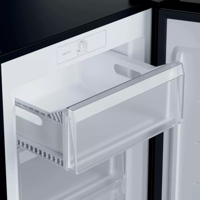 Congelador Candy CNUQ2L58EBH de instalação livre 90 L preto