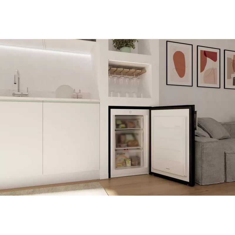 Congelador Candy CNUQ2L58EBH de instalação livre 90 L preto
