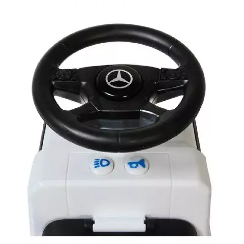 Carro de deslizar Jamara Mercedes-Benz Antos 4 rodas efeitos de luz