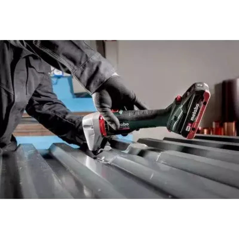 Cortador Metabo NIV 18 LTX BL 1.6