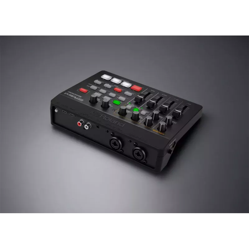 Interface de áudio Roland AeroCaster preto 24 bit 48 kHz Phantom Power 48 V