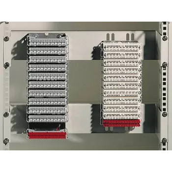 Rittal DK 7050.035 Kit de montagem para rack, 2U, cinzento claro, pack de 2