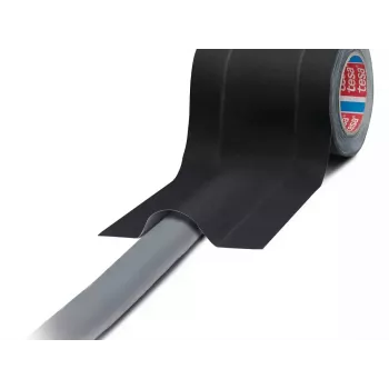 Fita TESA 4611 preta 25 m borracha