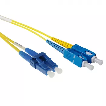 Cabo de patch de fibra ótica ACT 5 m LSZH Singlemode 9/125 OS2 Short Boot duplex com fichas LC e SC