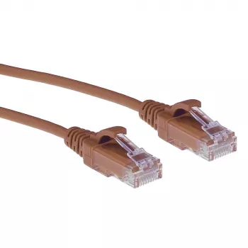Cabo de rede ACT castanho 5 metros LSZH U/UTP CAT6 Datacenter Slimline com fichas RJ45