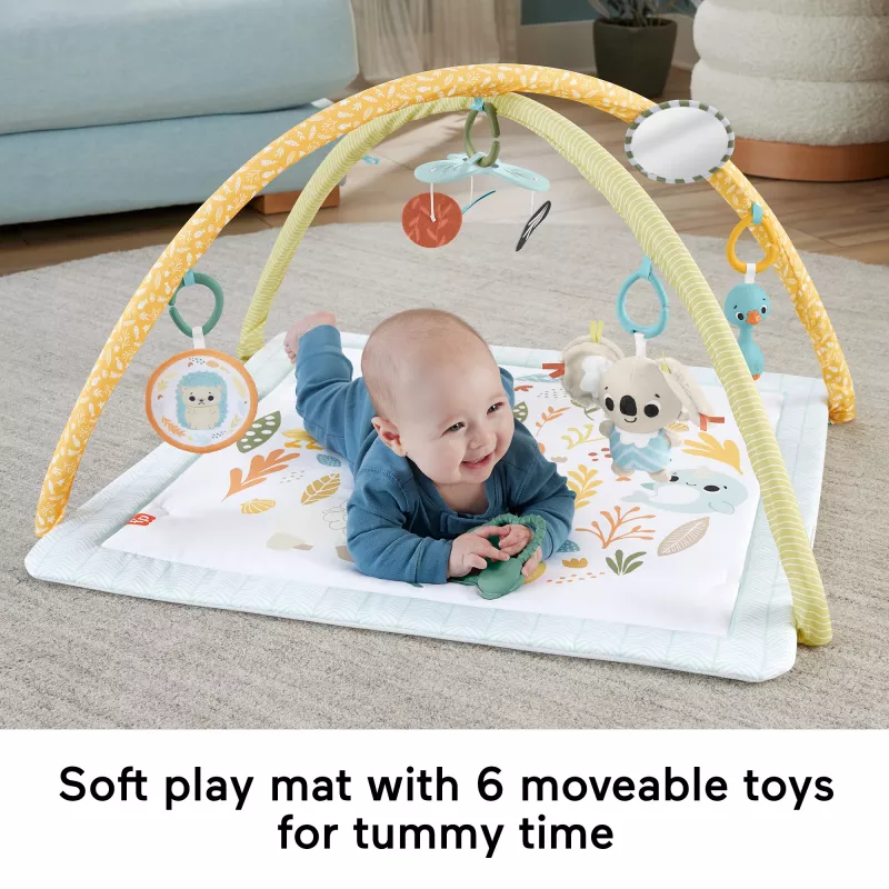 Manta de atividades Fisher-Price Sensimals Simply Senses para recém-nascido Tapete de atividades para bebé com 6 brinquedos sensoriais
