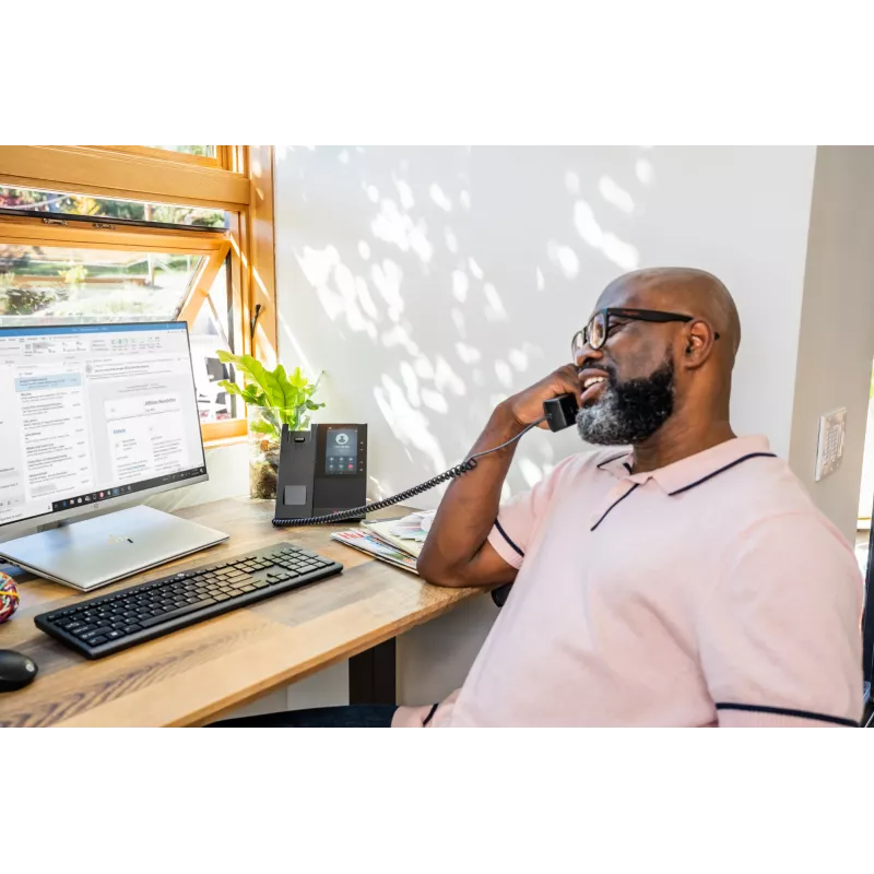 Telefone empresarial HP Poly CCX 505 para Microsoft Teams e compatível com PoE