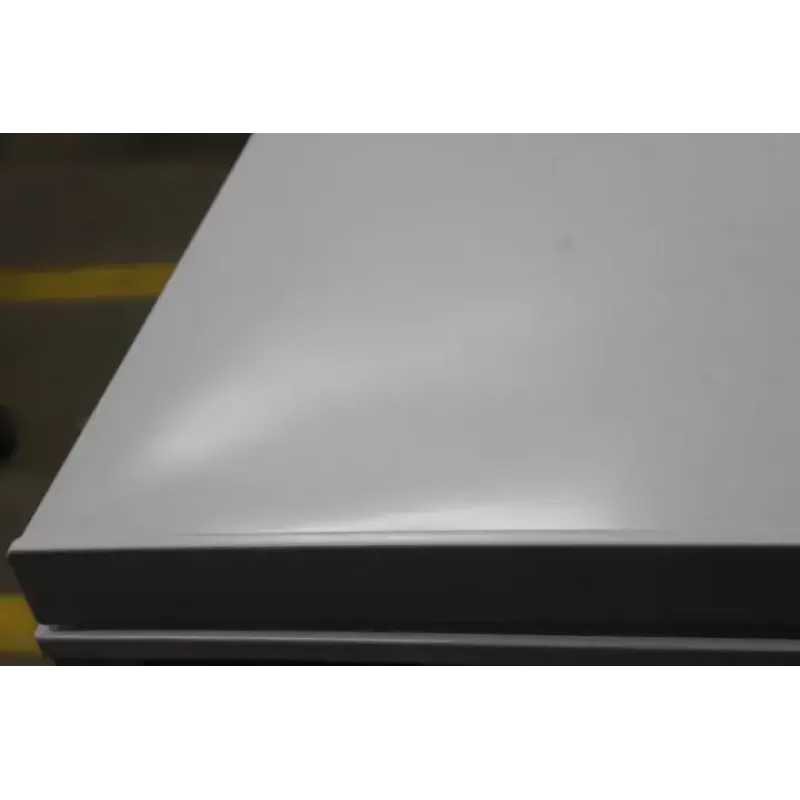 Arca congeladora Midea MDRC564FEE01 — 418 L líquidos, classe energética E, 82,5 cm de altura, 3 cestos, branco