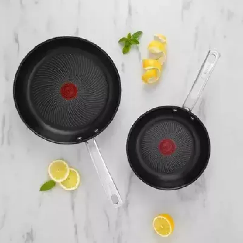 Conjunto de frigideiras Tefal Intuition B817S255 — frigideiras de aço inoxidável 20 cm e 26 cm