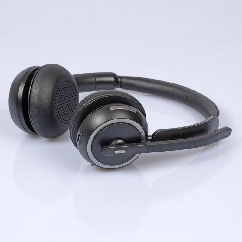 Lindy L118 headset sem fios com cancelamento de ruído e estação de carregamento