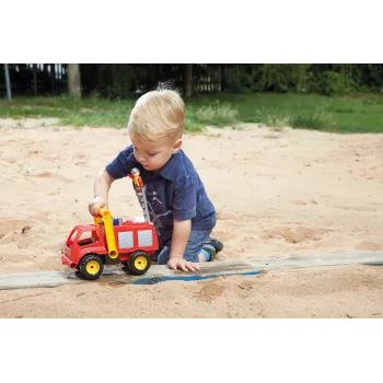 Camião de bombeiros Lena carro de bombeiros ZL-04155