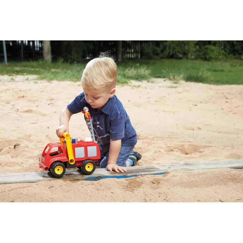 Camião de bombeiros Lena carro de bombeiros ZL-04155