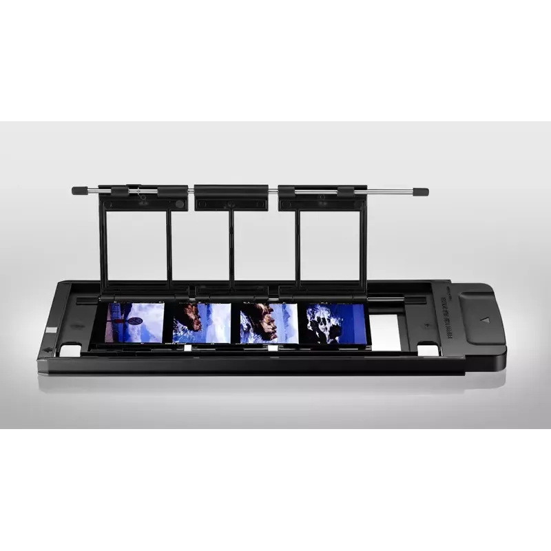 Scanner de filmes e diapositivos Plustek OpticFilm 120 preto, cinzento