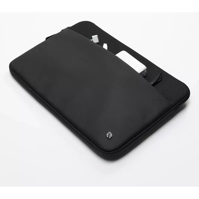 Incase A.R.C. Capa com ReSpun 100% Poliéster Reciclado para Portátil de 16 Polegadas (M1-M4, 2021-2024)