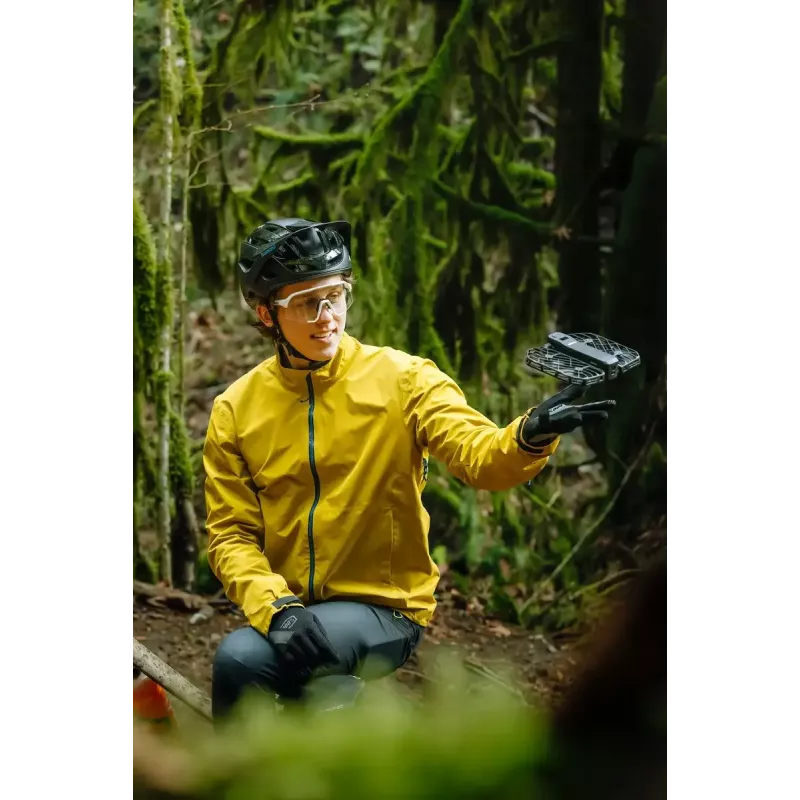 Mini-drone HOVERAir X1 Pro — 4 rotores, câmara de 12 MP, vídeo 4K, alcance de 1000 m, bateria de 1920 mAh, 32 GB internos, preto