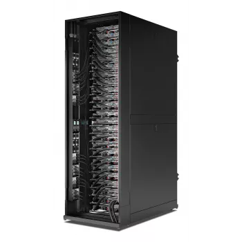 APC NetShelter Rack PDU Advanced Gen 2, Metered, trifásico, 43,5 kW 400 V 63 A ou 34,6 kW 415 V 60 A, 560P6, 42 tomadas