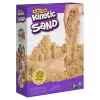 Kinetic Sand, 5,5 lbs (2,5 kg) areia de brincar castanho-natural para arte e artesanato, caixa de areia, Amazon Exclusive (embalagem pode variar), brinquedos sensoriais moldáveis, a partir dos 3 anos