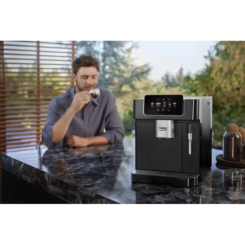 Beko CEG7302B CaffeExperto máquina de café automática com lança de vapor