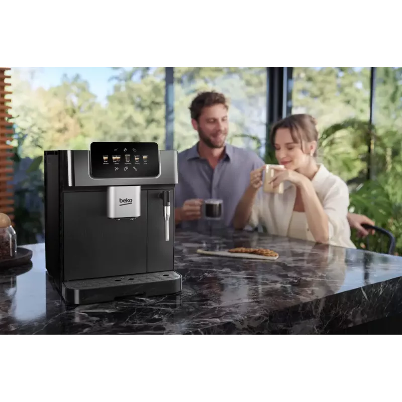 Beko CEG7302B CaffeExperto máquina de café automática com lança de vapor