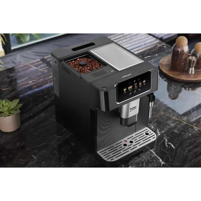 Beko CEG7302B CaffeExperto máquina de café automática com lança de vapor