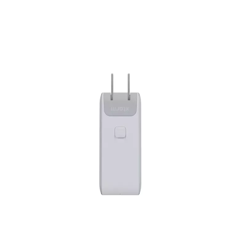 Carregador de viagem GaN portátil 140W Xtorm XVC2140 com 3× portas USB-C-PD e cabo USB-C de 2 m, branco