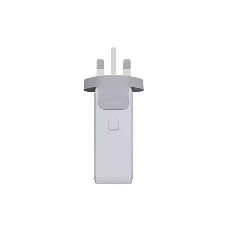 Carregador de viagem GaN portátil 140W Xtorm XVC2140 com 3× portas USB-C-PD e cabo USB-C de 2 m, branco