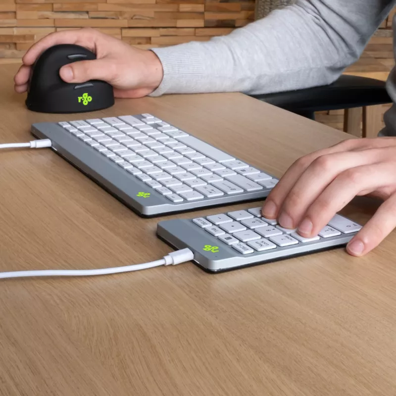 R-Go Tools teclado numérico R-Go Numpad Break, teclado numérico ergonómico com software de pausas, com fios, branco