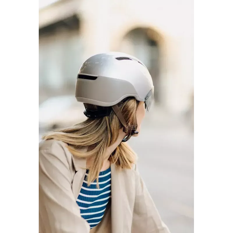 Capacete de bicicleta HJC CALIDO PLUS L, Pearl Grauish Silver, In-Mold, 58–63 cm, 350 g, viseira magnética