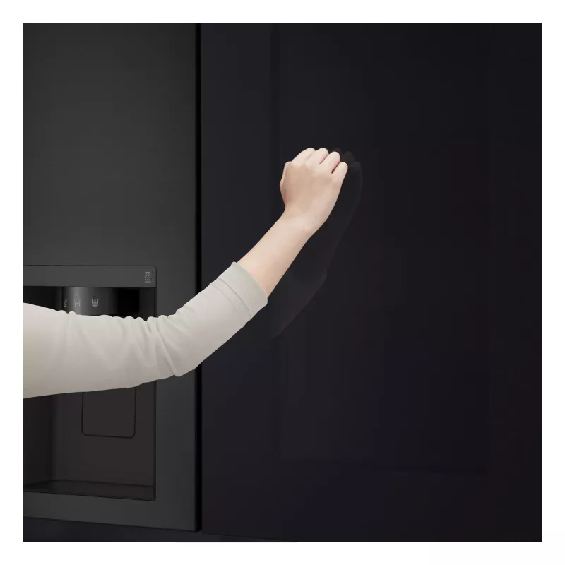 Frigorífico side-by-side LG InstaView GSGV81EPLL de instalação livre 635 L preto