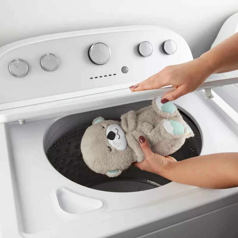 Fisher-Price Soothe 'n Snuggle Otter, peluche, máquina de som com movimento de respiração