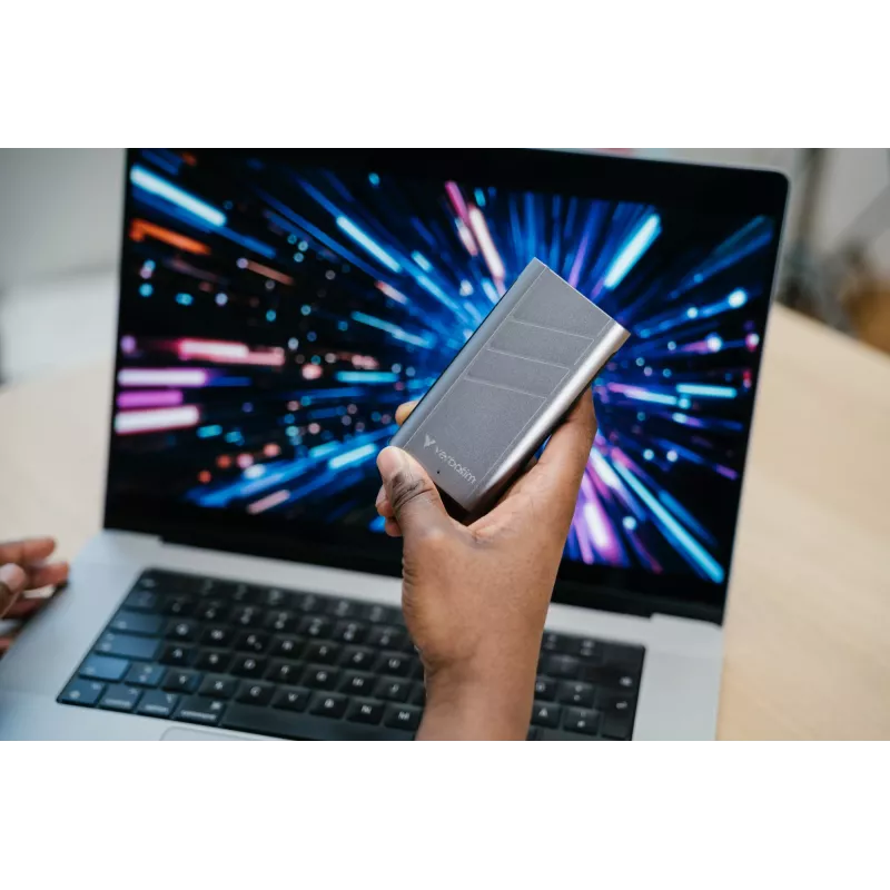 SSD Verbatim TurboMetal USB4 2TB USB Type-C USB4 Gen 2x2 prateado