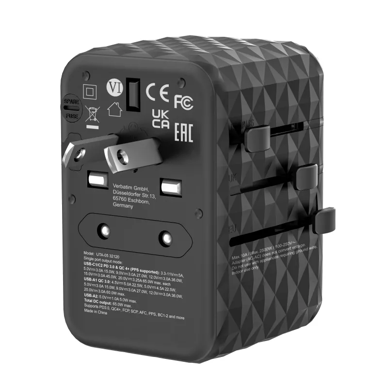 Adaptador de viagem universal Verbatim UTA-05 65W GaN III com 2 x USB-C PD e QC 4+ e 2 x portas USB-A