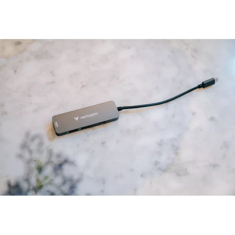 Hub multiportas Verbatim USB-C Essentials 4 portas: HDMI, USB-C PD, USB-A 3.2 Gen 1, USB-A