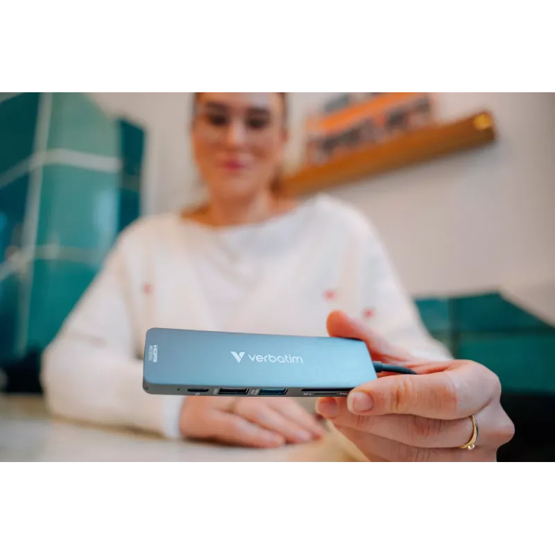 Hub multiportas Verbatim USB-C Essentials 6 portas: HDMI, USB-C PD, USB-A 3.2 Gen 1, USB-A, SD e microSD