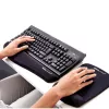 Tapete de rato com apoio de pulso Fellowes – tapete de rato PlushTouch com base de borracha antiderrapante e proteção antibacteriana – tapete de rato ergonómico para computador, portátil, home office – preto