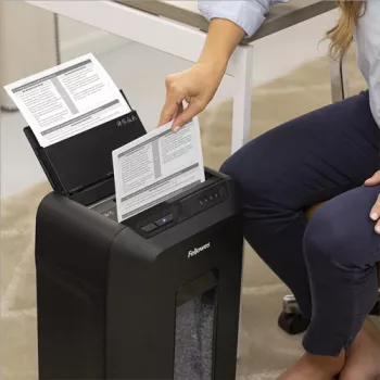 Destruidora de documentos Fellowes AutoMax 90M micro-corte Preto