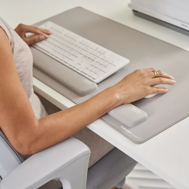 Apoio de pulso Fellowes Breyta Palm Rest com proteção antibacteriana apoio de pulso ergonómico areia