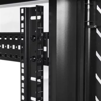 StarTech.com armário de rack de servidor 4 postes 25U, armário de rack de dados 19 polegadas com fecho para equipamento de computador / AV / TI, rack de escritório / rede doméstica com rodas e calhas de montagem ajustáveis