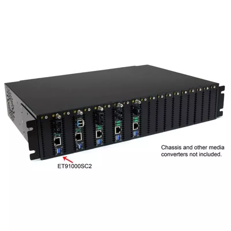 StarTech.com Conversor de suporte de fibra ótica multimodo Gigabit Ethernet SC 550m - 1000 Mbit/s