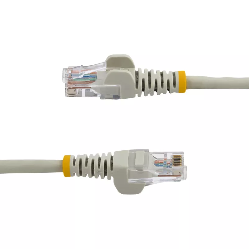 StarTech.com Cabo de rede Ethernet Cat5e com fichas RJ45 snagless – 0,5 m, cinzento